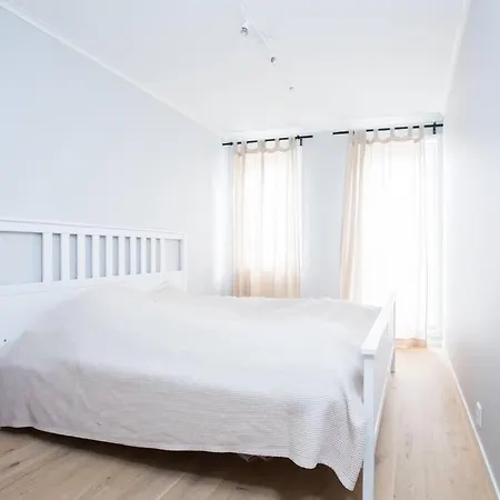 Beatiful Sea-side Apt At Kremmerhamn,3br 1st Floor * Fedje