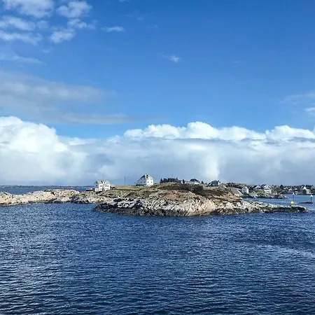 Beatiful Sea-side Apt At Kremmerhamn,3br 1st Floor